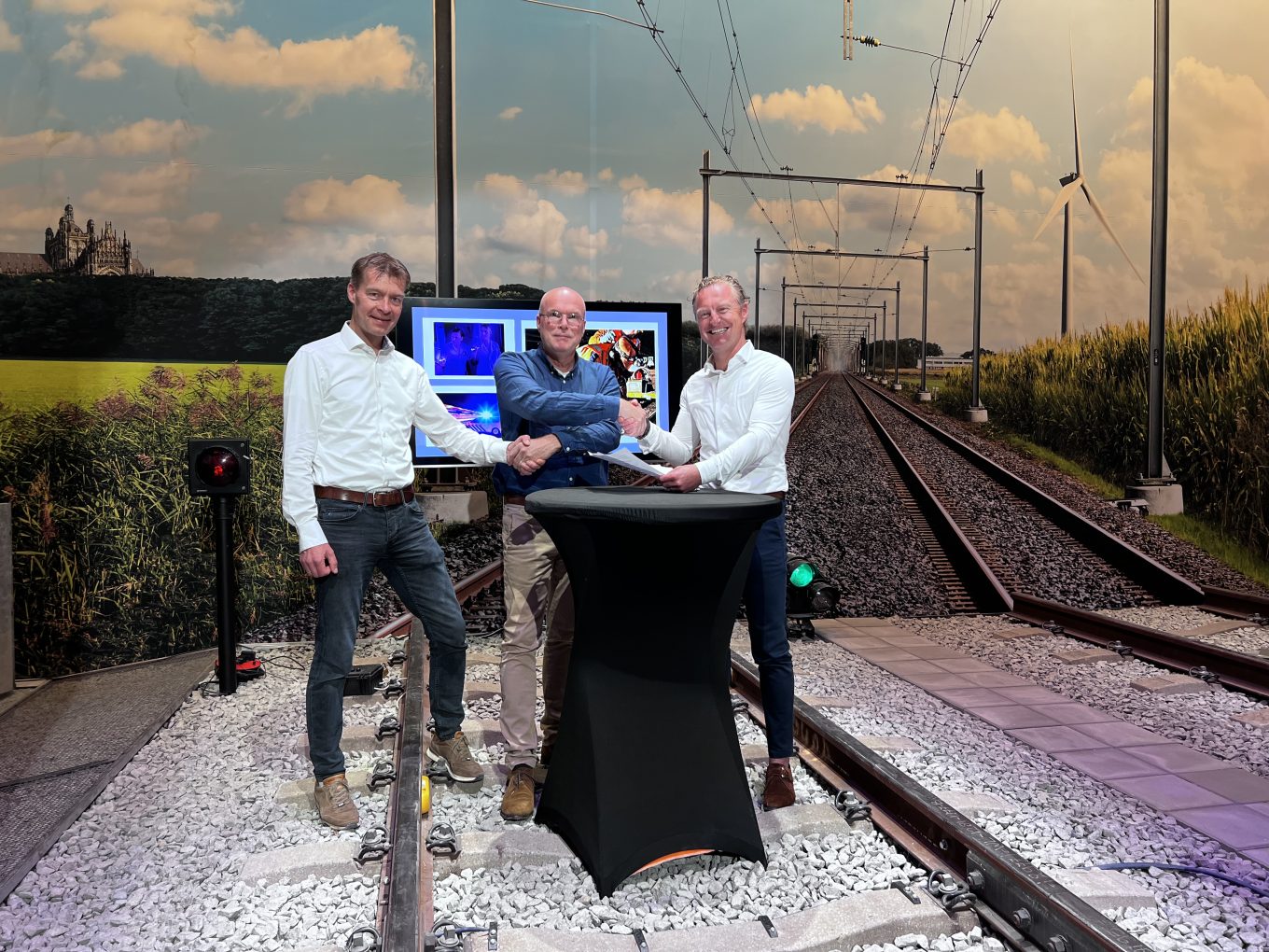 Découvrez la collaboration entre Dual Inventive et Fluxplus pour mieux gérer la fatigue dans le secteur ferroviaire.